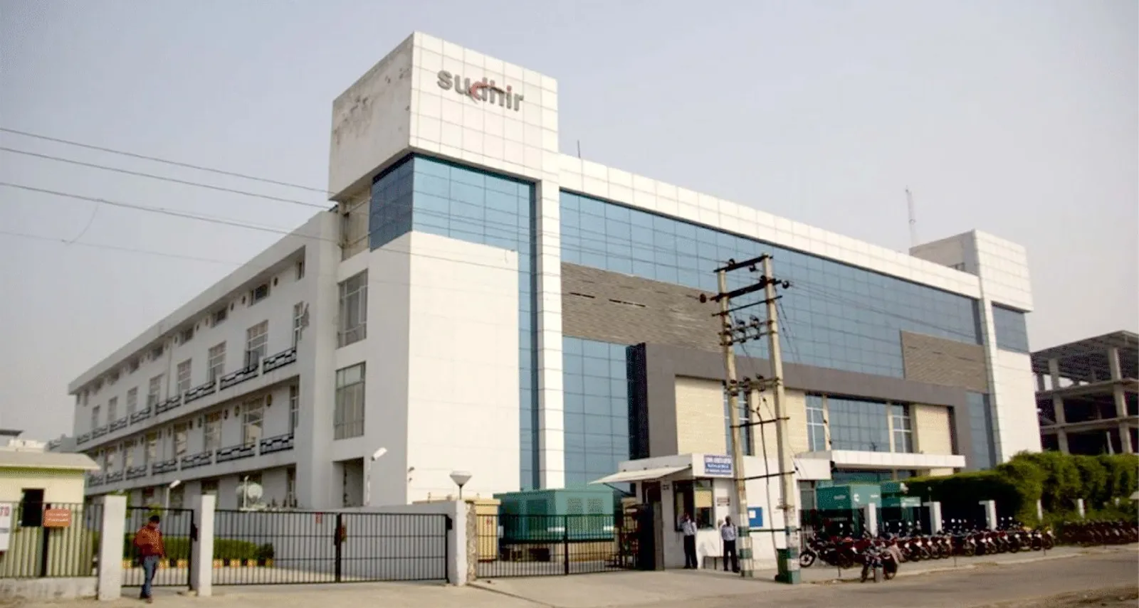 SUDHIR POWER LIMITED - Gold Plus Glass Industry